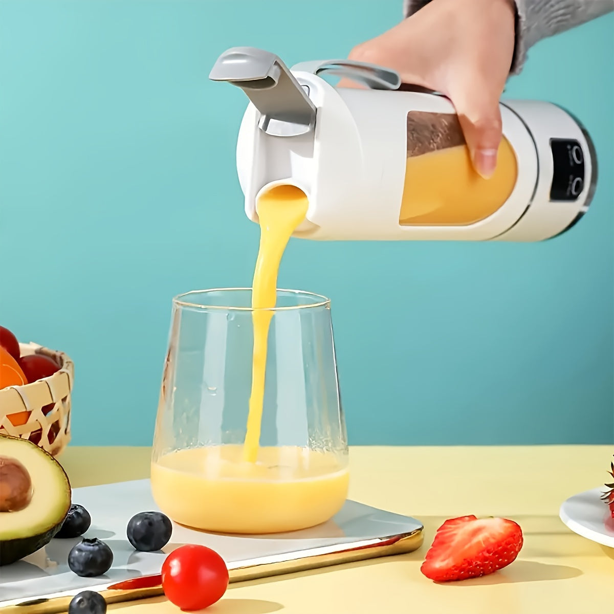 A Portable USB Rechargeable Blender And Juicer That Is Easy to Clean, Ideal for Making Fruit And Vegetable Drinks, Milkshakes, with Sizes Varying from 10.14 Ounces to 16.91 Ounces.